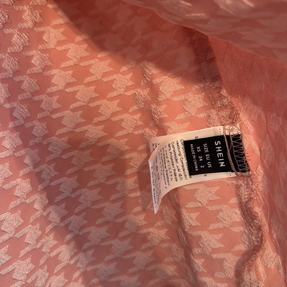 Pink Houndstooth Spaghetti Strap Dress Size XS/2 - Picture 7 of 9